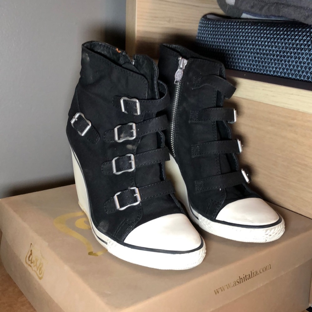 Ash Italia  Booties